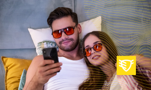 5 powodów, dla których warto nosić okulary blokujące światło niebieskie