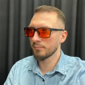 grube czarne ramki okularów blokujących światło niebieskie osman nightshield