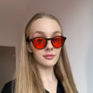 Okulary blokujące światło niebieskie z pomarańczowymi szkłami Tytan Black NightShield