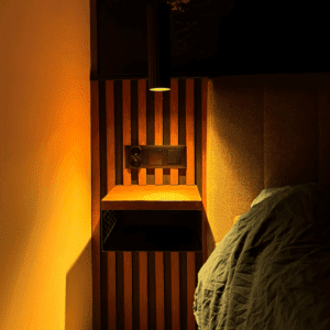 Zdjęcie żarówki DayTorch w pomieszczeniu